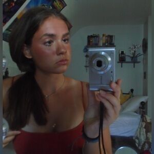 Meet your Posher, Abby